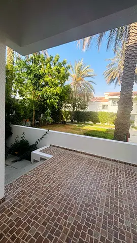 Friendly Deal 3/4/5Brs villa at Excellent Locations, suitable to European Lifestyle