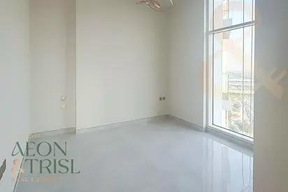 High Floor | 2 Bedroom | Autodrome View | Vacant