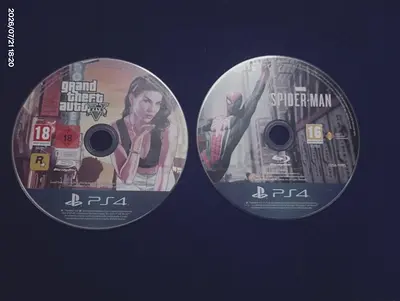 Ps5,4 games gta5 and Spider-Man 1