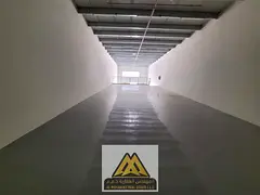 Industrial warehouse with mezzanine 3-phase electricity 16.2 kVA to 20 kVA electrical capacity Floor