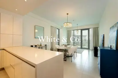Canal View |Corner Unit| Burj Khalifa View