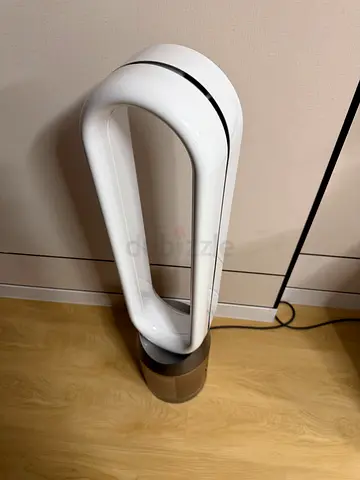 Dyson-style bladeless tower fan — white, good condition