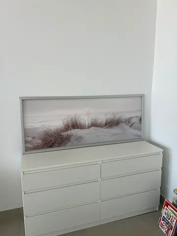 Beautiful coastal landscape picture in a silver frame.
Price: 35 AED
Condition: Excellent condition.
