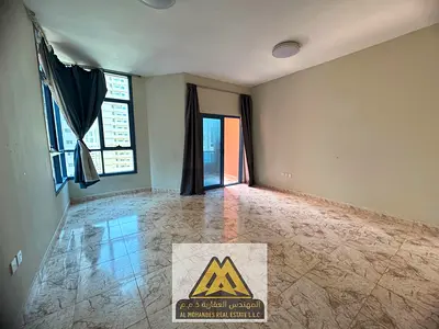 إذا كنت تبحث عن فرصة استثمارية مميزة أو شقة سكنية بمساحة كبيرة في أحد أفضل الأبراج السكنية في عجمان، فهذه الشقة تعتبر من أفضل الخيارات المتاحة. تقع في