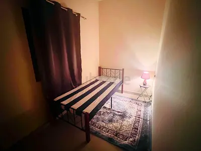1400 FULLY FURNISHED PARTITION, KHALIFA STREET ZIANI AREA EXECUTIVE MALE OR FEMALE / COUPLE