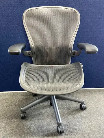 Herman Miller Aeron size B fully loaded