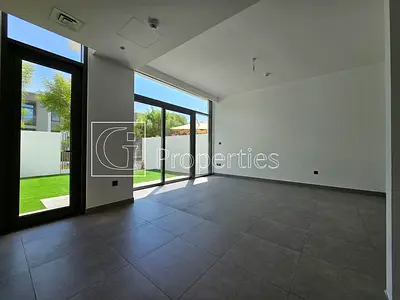 Facing Park View | Single Row | Vacant