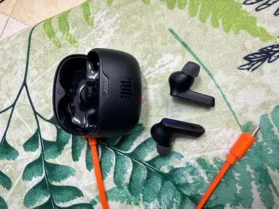 JBL TUNE BEAM