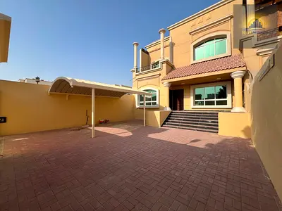 SPACIOUS 4 BED ROOM HALL VILLA IN THE COMPOUND AVAILABLE IN MBZ CITY