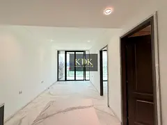 Bright &amp; Spacious 2 BR | Smart System | Call Now