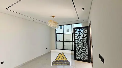 For Sale: Townhouse in Al Helio 2, Ajman. 5 master bedrooms, majlis, living room, modern kitchen, 6 bathrooms. Price: AED 1.4 million, including regis