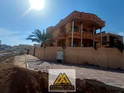 المويهات 1 عجمان، بمساحة كبيرة جدًا وتصميم عملي يناسب العائلات الباحثة عن الراحة والخصوصية في موقع هادئ وقريب من جميع الخدمات.