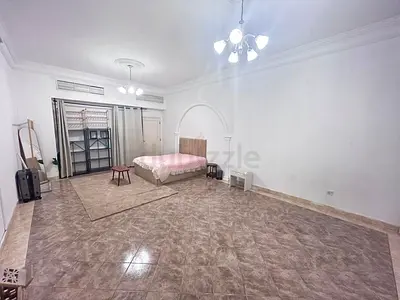 Room for rent only ladies 3400