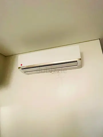 Rheem Split AC 1.5 Ton (18,500 BTU) – Excellent Working Condition with remote