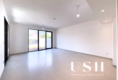 Modern 4BR Townhouse | Prime Jebel Ali Village