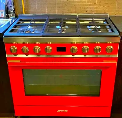 SMEG 90cm Dual Fuel Range Cooker – Red – Excellent Condition