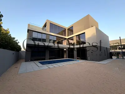 Single Row | Huge Plot | Signature 5BR Villa + Elevator | Prime Location