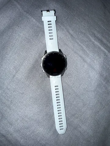 garmin fenix 8 amoled 43mm smartwatch in good working condition