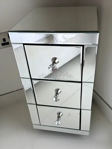 Pair of Mirrored 3-Drawer Chest / Bedside Cabinet - Glass Knobs x 2