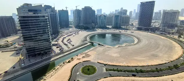 AMAZING CANAL VIEW - HIGHER FLOOR - LUXURIOUSLY FURNISHED STUDIO