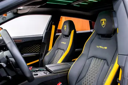 2023 Lamborghini URUS — миниатюра 15