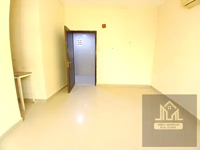 specious studio ready to move neat and clean // just in 19k