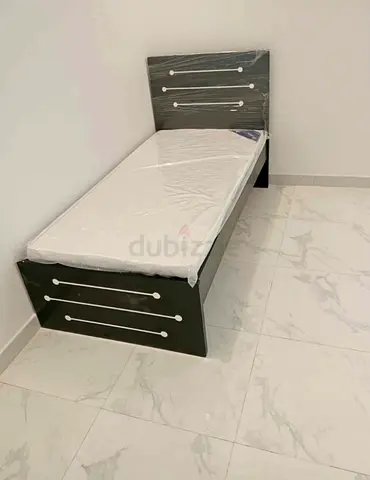 I am selling bed brand newbrand new