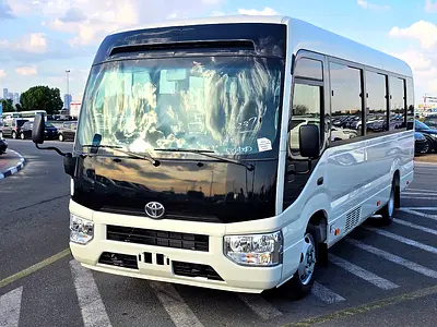 Toyota Coastor Vip 4.2l diesel M/T 22 seats with Electric Door and Cool Box White Color 2026 Model