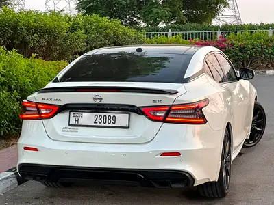 2021 Nissan MAXIMA 照片 3