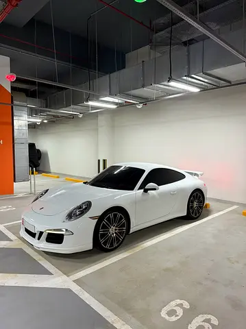 Pristine Porsche 911 Carrera S 2014 | GCC Specs | Full Service History