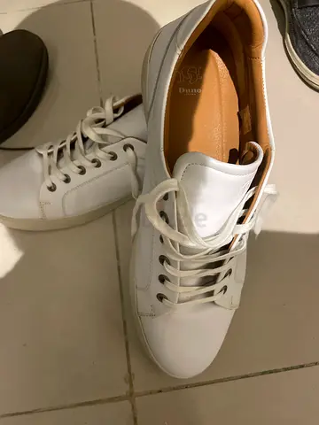 White leather sneakers, gently used, size 45