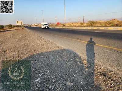 فرصة للمستثمرين: 9 محلات تجارية للبيع في عجمان (المنامة) - تصريح بناء أرضي + 4 طوابق.