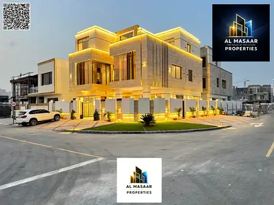 Three floors, 7 rooms, private pool, elevator, central air conditioning, electricity and water fees, registration fees, and ownership of a luxury vill