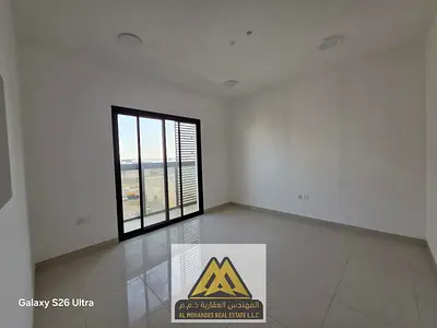 شقة للإيجار في الجرف الصناعية 2 عجمان غرفة وصالة أول ساكن في بناية جديدة مقابل المسجد وبإطلالة مفتوحة