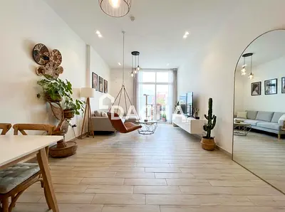 Ellington | Spacious | Natural Light