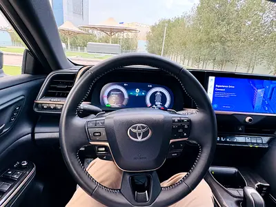 2025 Toyota CROWN 照片 9