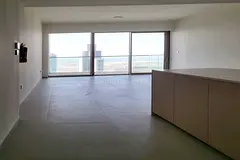 High Floor | Vacant | city and sea view