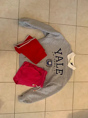 Free used girls pullover and shorts, size 10-12 yo