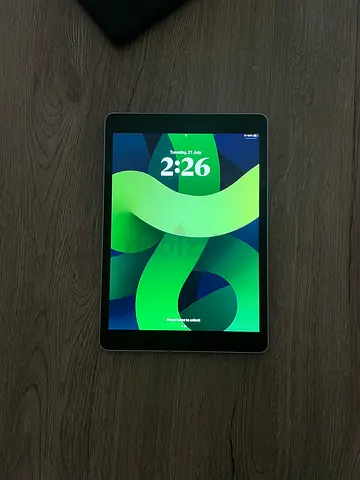 ipad 9th generation + case