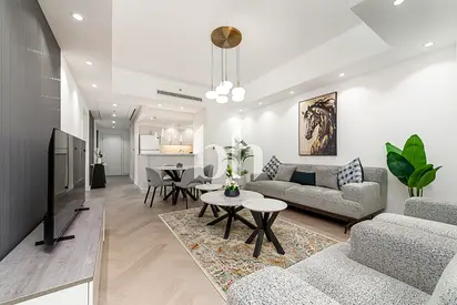 With Study | Furnished |Upgraded | Marina view