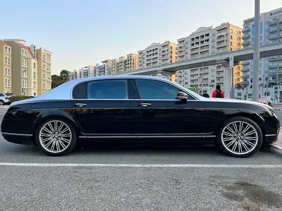 Bentley Flying Spur W12 2010 GCC Specs Luxury Sedan
