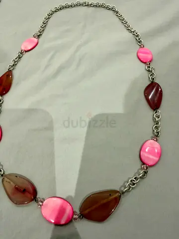 Silver chain necklace with pink and brown shell beads - preowned