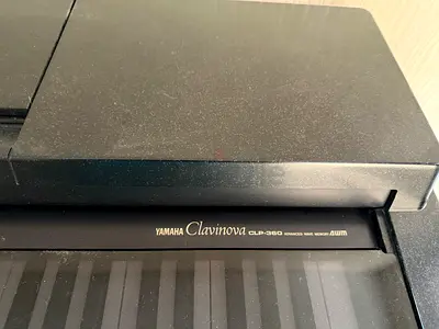Yamaha Clavinova CLP-360 digital piano - good working condition