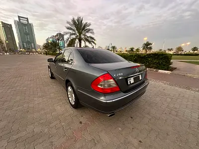 صورة مصغرة 5 لـ 2008 Mercedes-BENZ E-CLASS