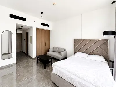 Fully Furnished l High Floor l Skyline View