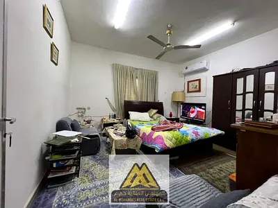 A great opportunity to own a corner villa located just second plot from the Corniche, in a prime and peaceful residential area suitable for family li