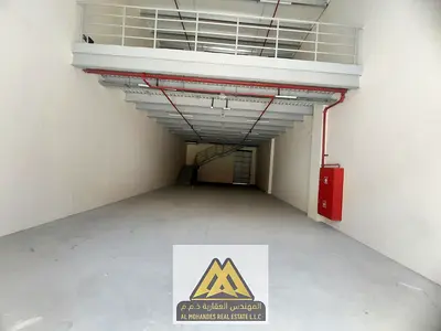 فرصة مميزة لاستئجار مستودع في منطقة الجرف الصناعية 1 بعجمان، بموقع حيوي مناسب للأنشطة التجارية والصناعية المختلفة، مع تصميم عملي ومساحة مناسبة للتشغيل