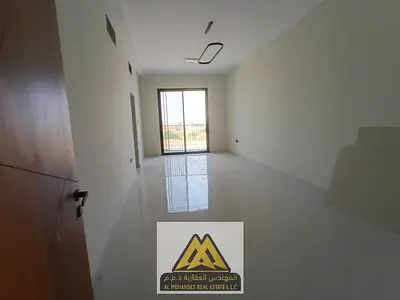 إذا كنت تبحث عن شقة حديثة تجمع بين الموقع المميز، والتشطيبات الراقية، والراحة في السكن، فهذه فرصة مثالية للإيجار السنوي في منطقة العالية بعجمان. تقع ا