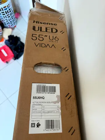 Hisense ULED 55 TV (brand new in box) with cracked/broken screen for sale(.small level )