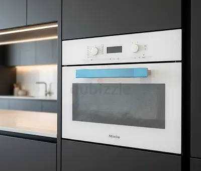 Miele Built-In Microwave – White Finish | Like New | Made in Germany